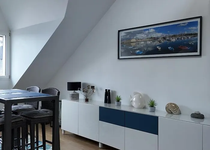 **La Bretonnerie, Bel Appartement De Standing